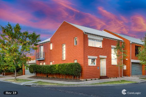 10 Edinburgh Lane, Caroline Springs, VIC 3023