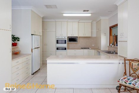 114 Meadow St, Kooringal, NSW 2650