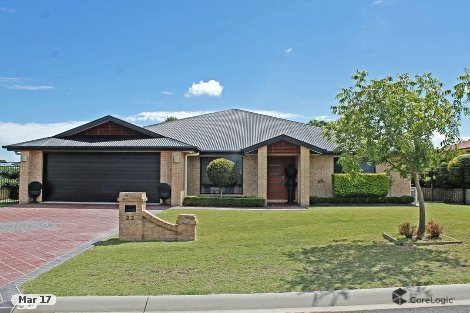 22 Lyons Cres, Warwick, QLD 4370