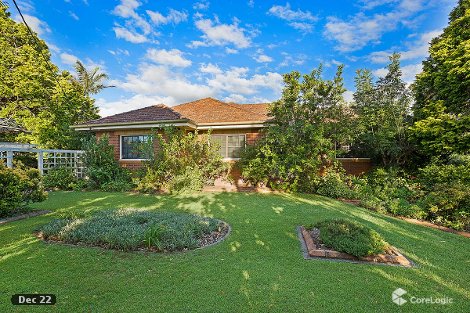 16 Simla St, Mount Lofty, QLD 4350