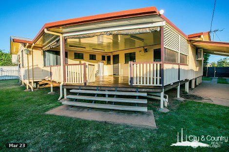 15 Moore Cres, Mornington, QLD 4825