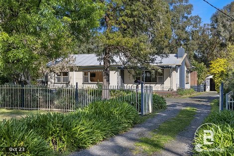 15 Templeton St, Avoca, VIC 3467