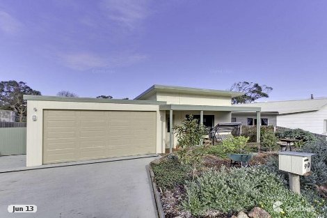 90 Bream Rd, Lake Tyers Beach, VIC 3909