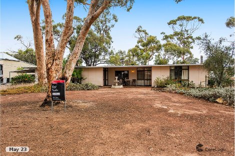 13 Berkshire Valley Rd, Moora, WA 6510