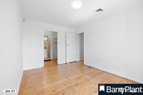 1 Norfolk Cct, Doncaster, VIC 3108