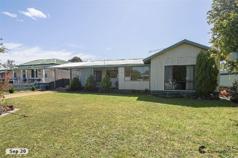 14 Edinburgh Rd, Edenhope, VIC 3318