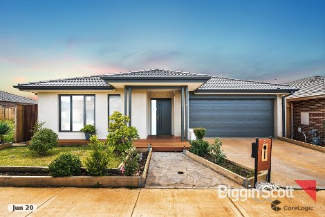 32 Bromley Cct, Thornhill Park, VIC 3335