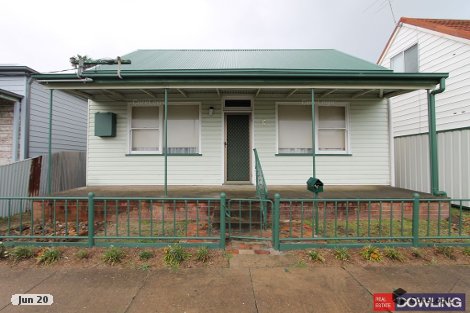 6 Queen St, Stockton, NSW 2295