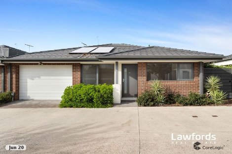 11/17 Golden Elm Way, Lyndhurst, VIC 3975