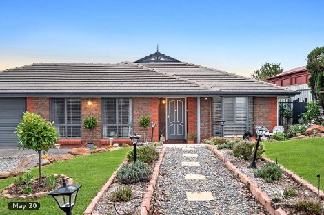 16 Leichardt St, Woodcroft, SA 5162