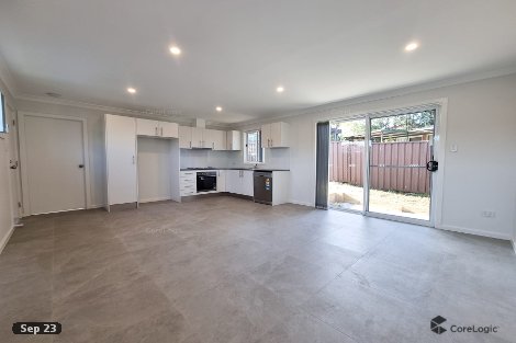 11 Poplar Cres, Bradbury, NSW 2560