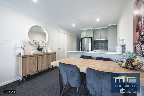 53/2 Ken Tribe St, Coombs, ACT 2611