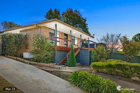 21 Penola Dr, Seville, VIC 3139