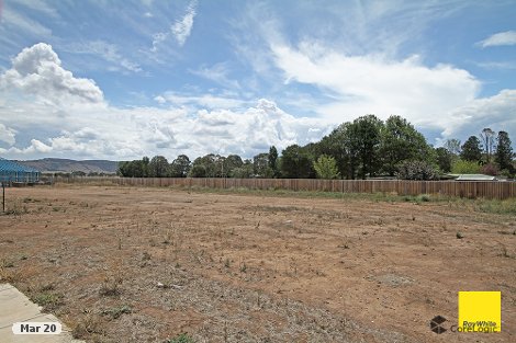 2 Ricketts Pl, Bungendore, NSW 2621