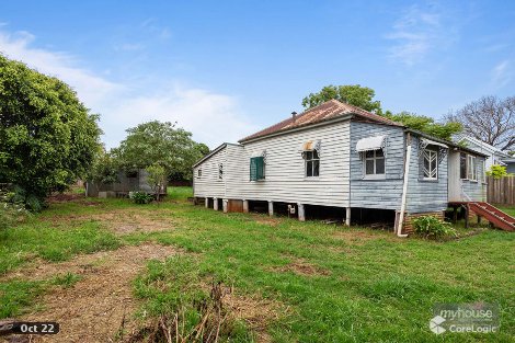 5 Walton St, North Toowoomba, QLD 4350