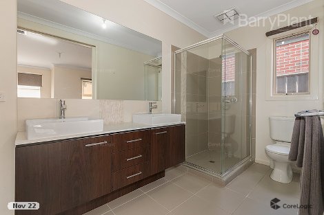 4 Perry Cct, Cranbourne North, VIC 3977