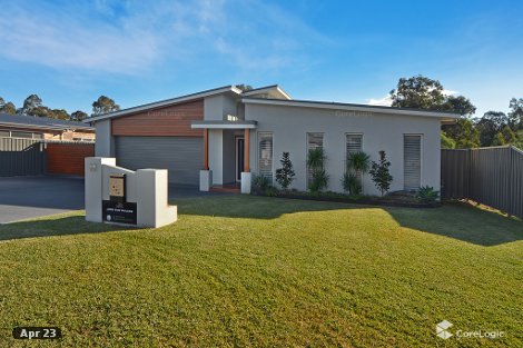 19 Somerset Ave, South Nowra, NSW 2541