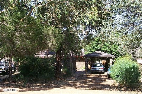 37 Wilkins Rd, Kalamunda, WA 6076