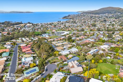 1 Ruby Ct, Blackmans Bay, TAS 7052