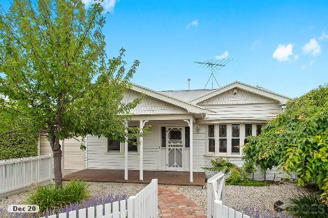 18 Walker St, Rippleside, VIC 3215