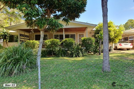 4 Hamilton Pde, Macleay Island, QLD 4184