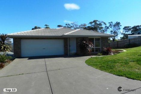 4 Warn Cl, Merimbula, NSW 2548