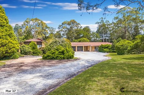 8 Greyleaves Ave, Burradoo, NSW 2576