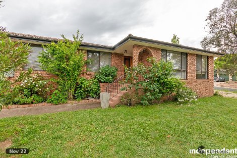 18 Clive Steele Ave, Monash, ACT 2904