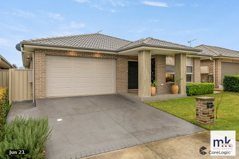 11 Garton Rd, Spring Farm, NSW 2570