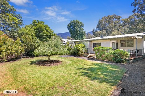 4 Dee Rd, Millgrove, VIC 3799