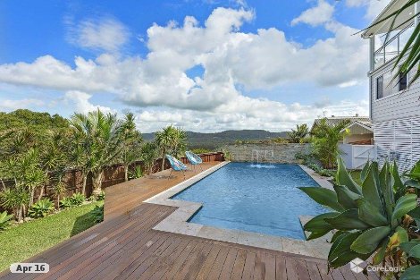 18 Yakaloo Cres, Forresters Beach, NSW 2260