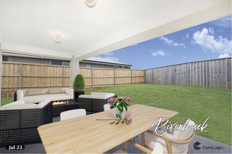 16 Dromedary Pl, Macquarie Links, NSW 2565