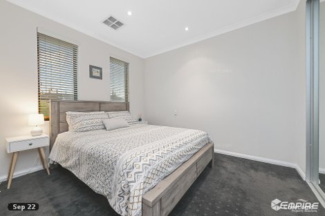 24 Leschenault Bvd, Lake Coogee, WA 6166