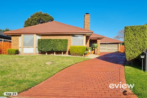 8 Francesca Ct, Frankston, VIC 3199