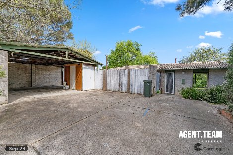 10 Bunker Pl, Charnwood, ACT 2615