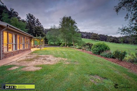 176 Emerald-Monbulk Rd, Monbulk, VIC 3793