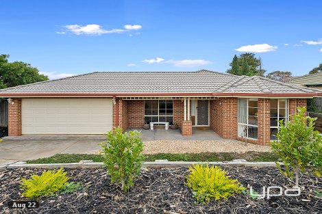 25 Carey Cres, Bacchus Marsh, VIC 3340