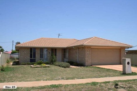 17 Berghofer Dr, Oakey, QLD 4401