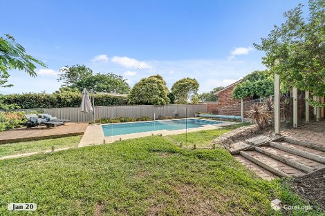 16 Punch Pl, Monash, ACT 2904