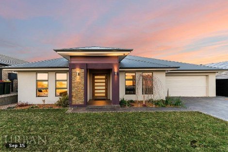 3 Crampton Way, Colebee, NSW 2761