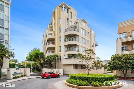 37/4 Seisman Pl, Port Melbourne, VIC 3207