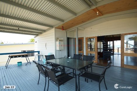 28 Taylor St, Tully Heads, QLD 4854