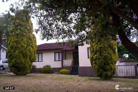 25 Hoyle Rd, Medina, WA 6167