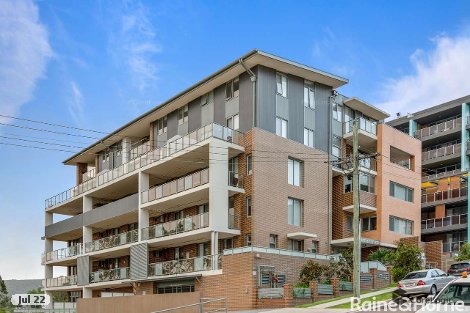 26/10-12 Batley St, West Gosford, NSW 2250