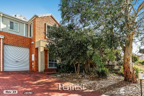 15 Seggan Cir, Gowanbrae, VIC 3043