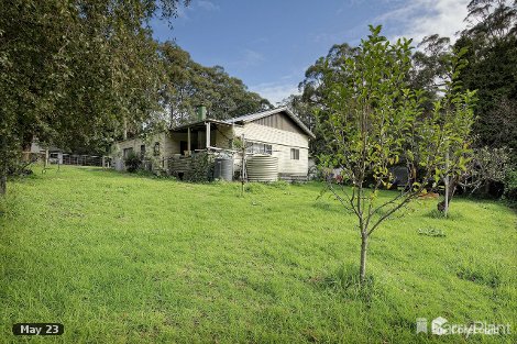 31 School Rd, Menzies Creek, VIC 3159