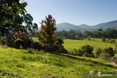 17 Alpine Bvd, Launching Place, VIC 3139