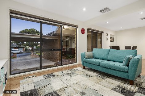 1 Avro Ct, Strathmore Heights, VIC 3041