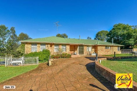 2 Caernarvon Cl, Kirkham, NSW 2570