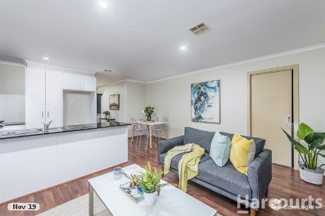 28 Loveday Cres, Casey, ACT 2913